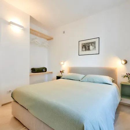Sisters' House Apartment