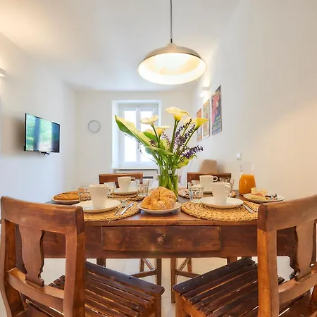Sisters' House Διαμέρισμα Βαρένα